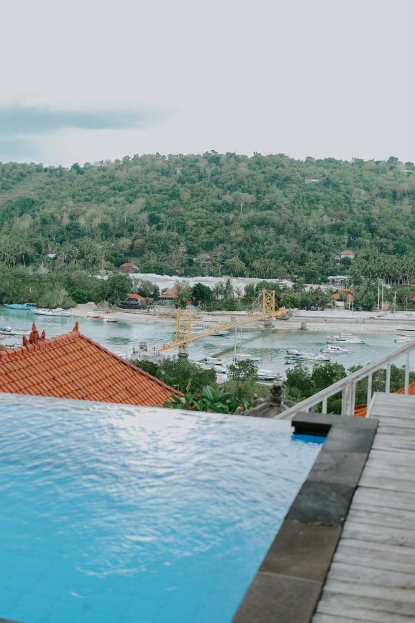 Lanussa Hill Villa نوسا ليمبونغان المظهر الخارجي الصورة