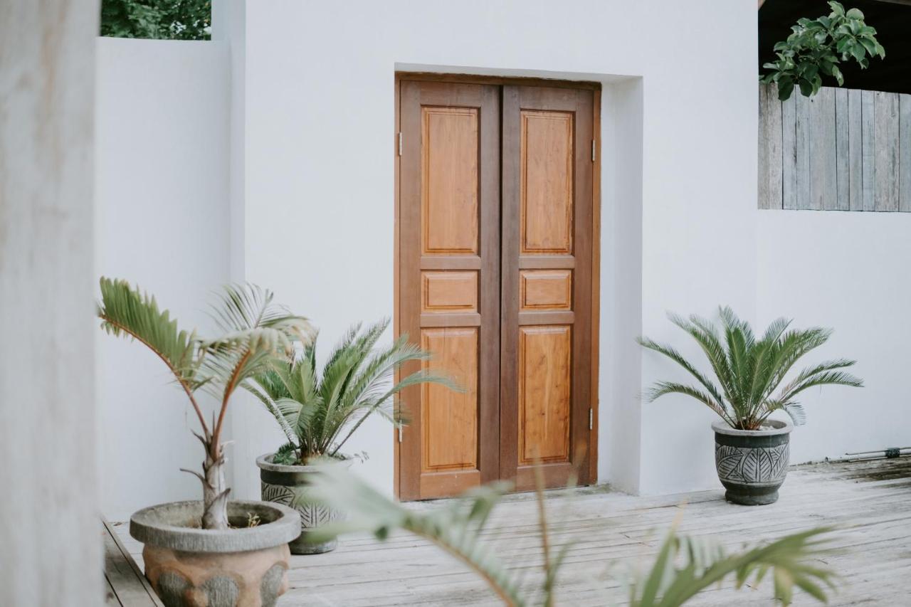 Lanussa Hill Villa نوسا ليمبونغان المظهر الخارجي الصورة
